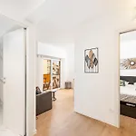 Castel - Agreable Deux Pieces - Centre