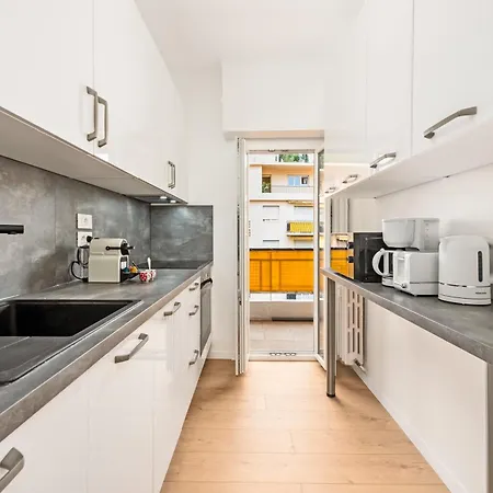 Castel - Agreable Deux Pieces - Centre Apartment *