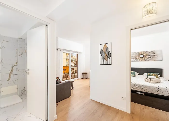 Castel - Agreable Deux Pieces - Centre